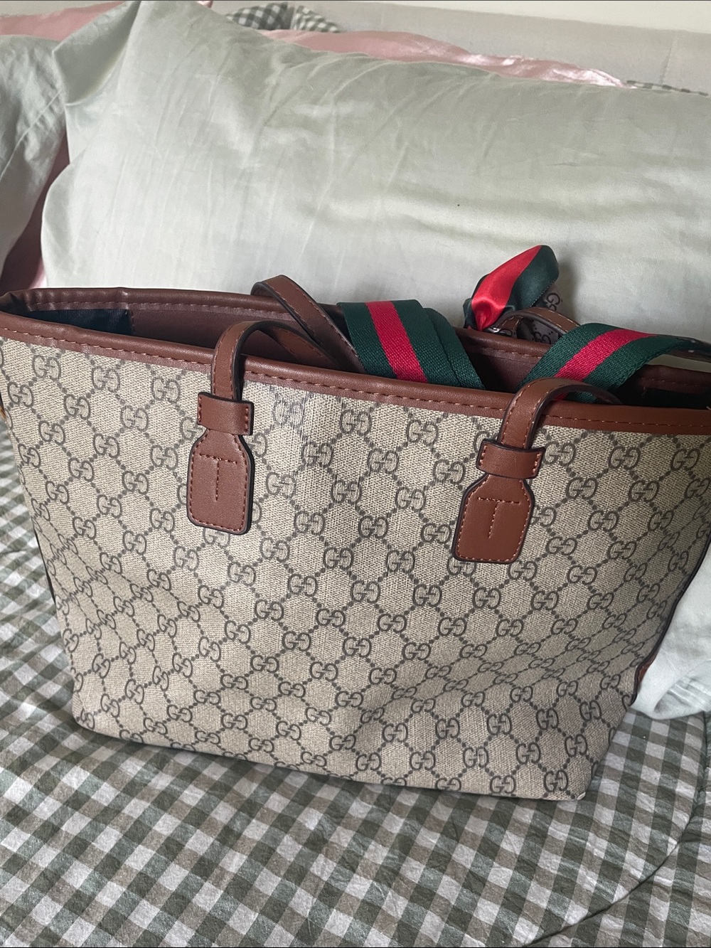 Source Unknown Brown Monogram Tote with Green and Red Strap - Picture 5 of 9